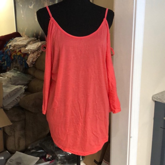 Fits 6- 8–10 Strappy Open Shoulder top - Picture 6 of 8